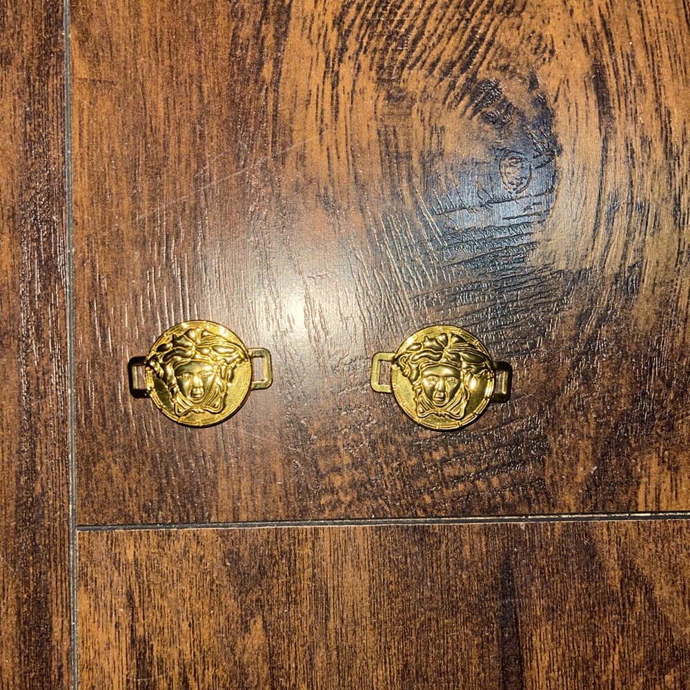 Versace lace locks